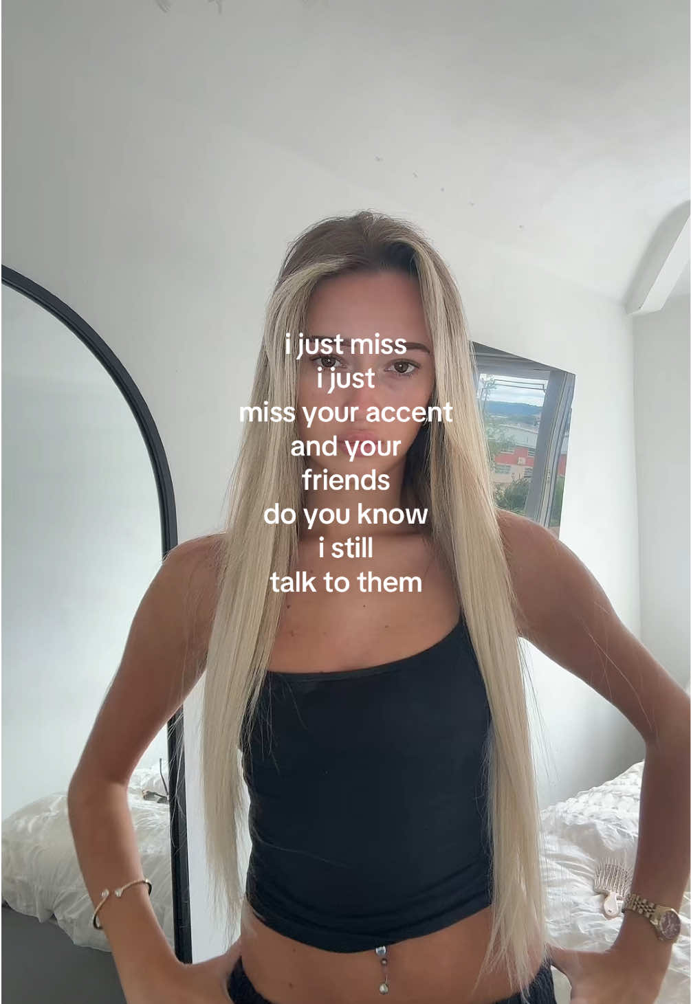 @livhowellll