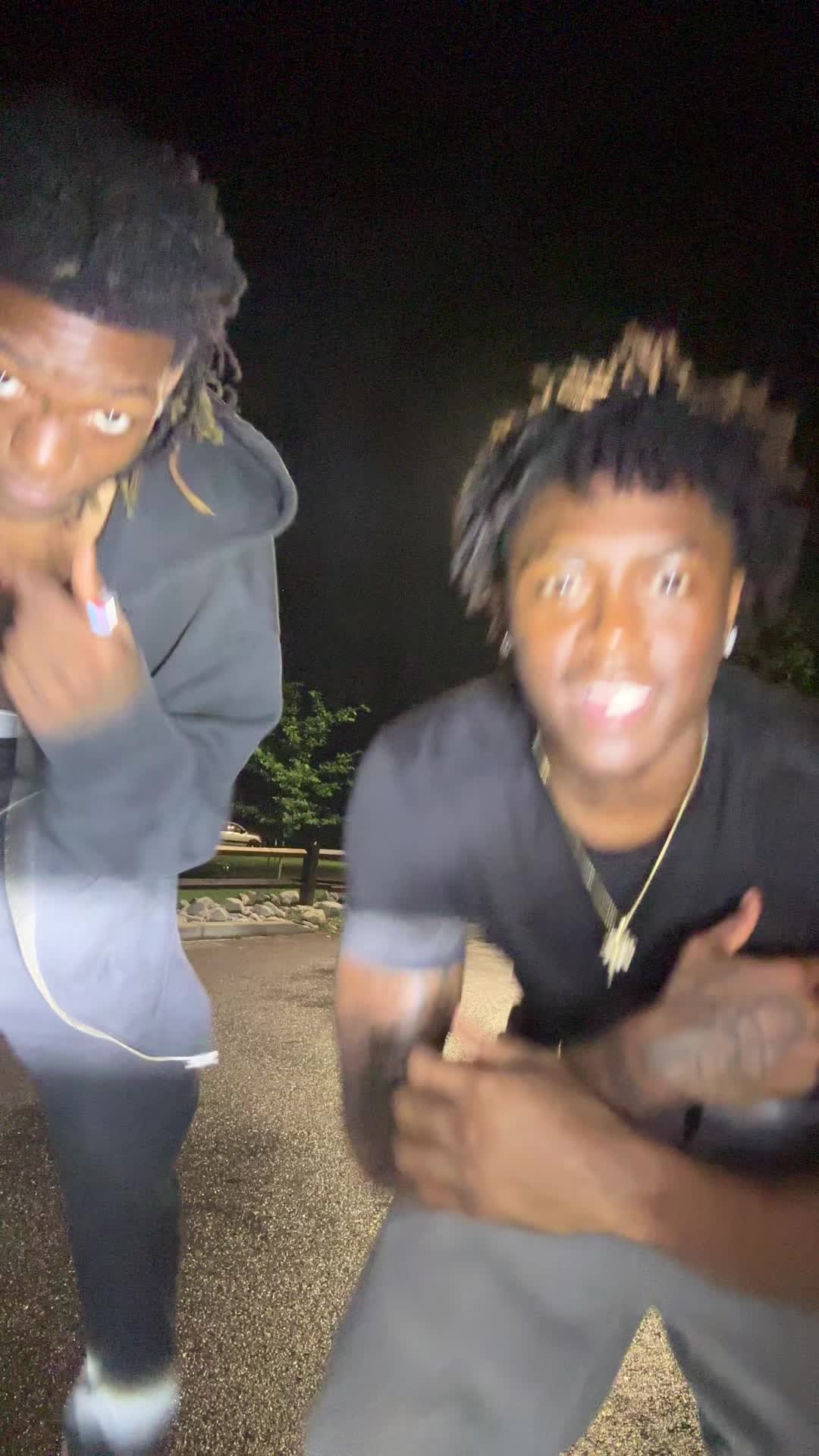 @DoubleV✰
