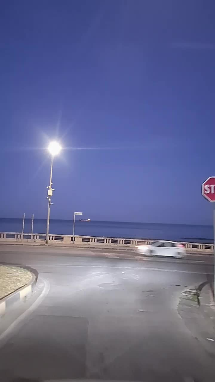 @Angelo Rinzivillo