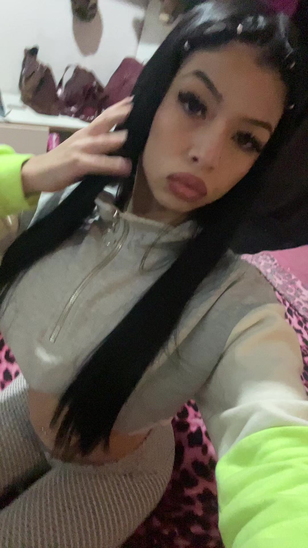 @_candela.bz