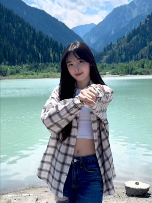 @iii(아이아이아이)