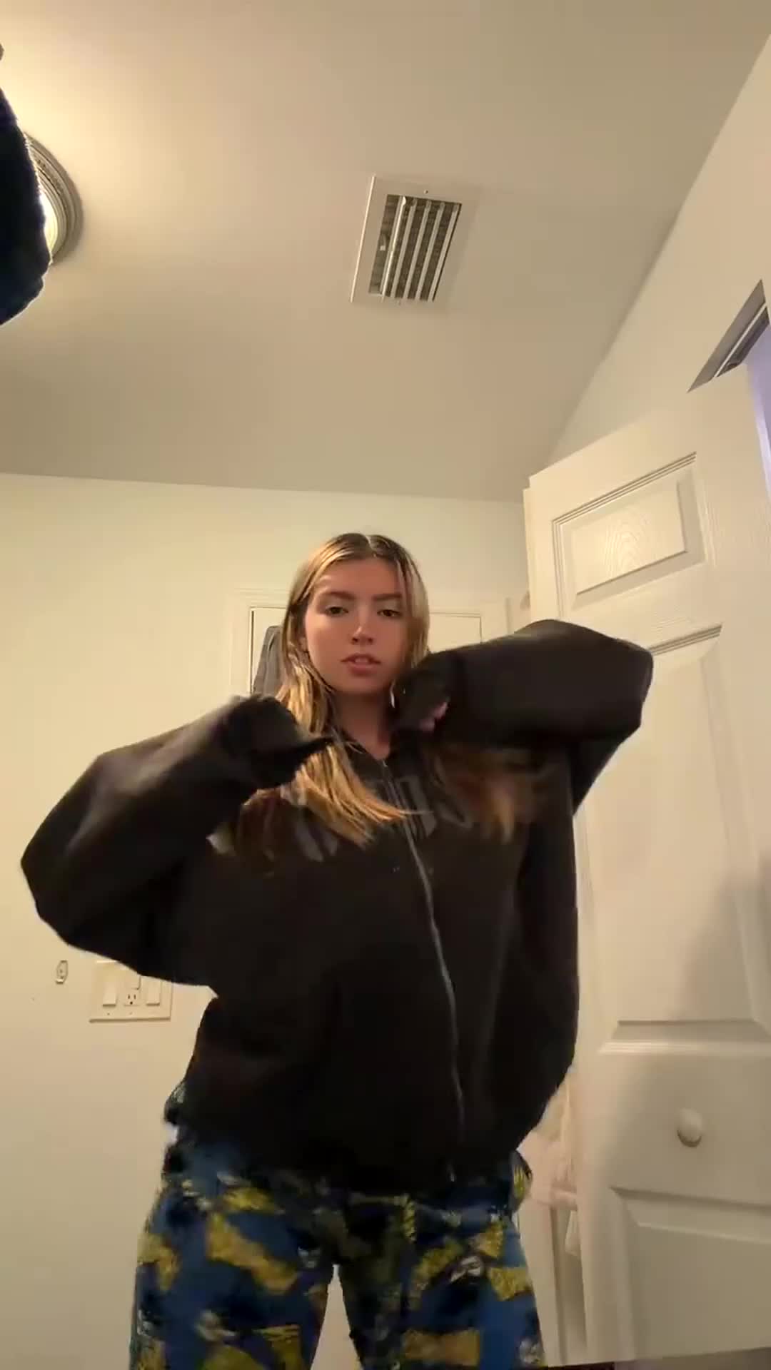 @ghhmg33875724