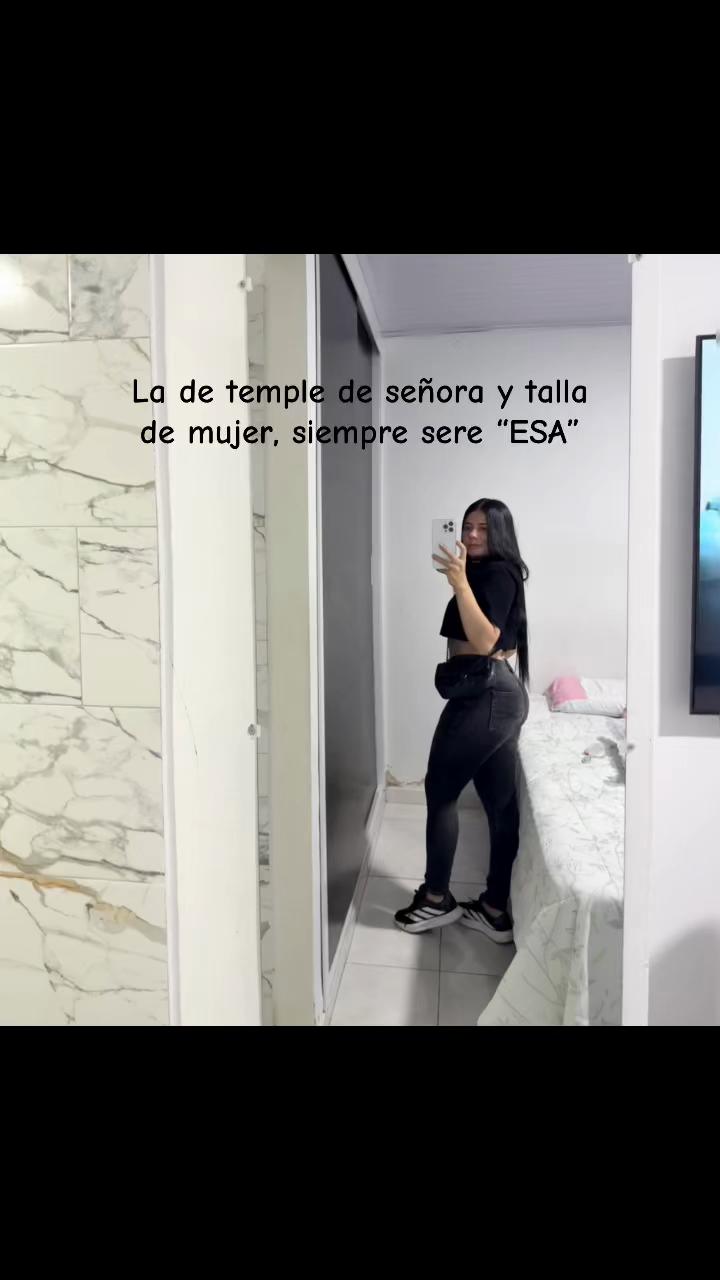 @🐷