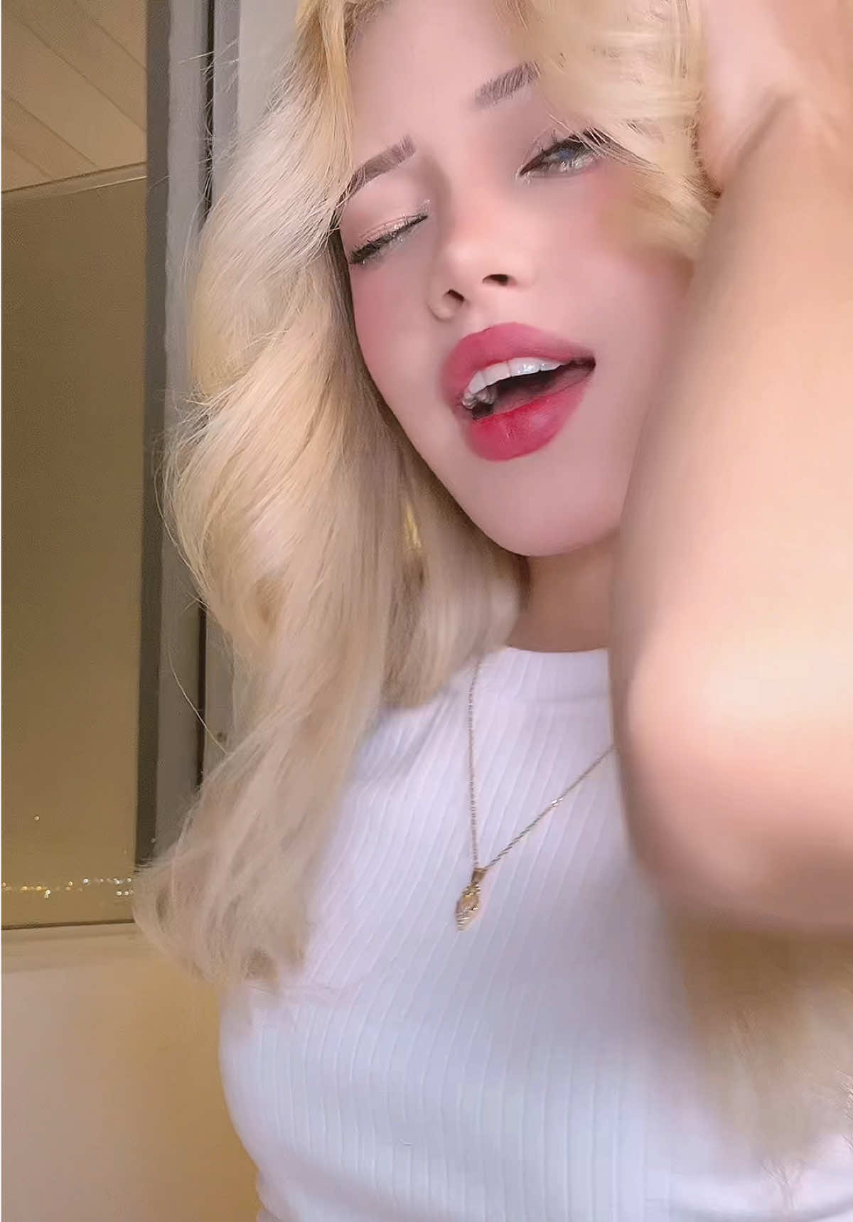 @Yuli🦋