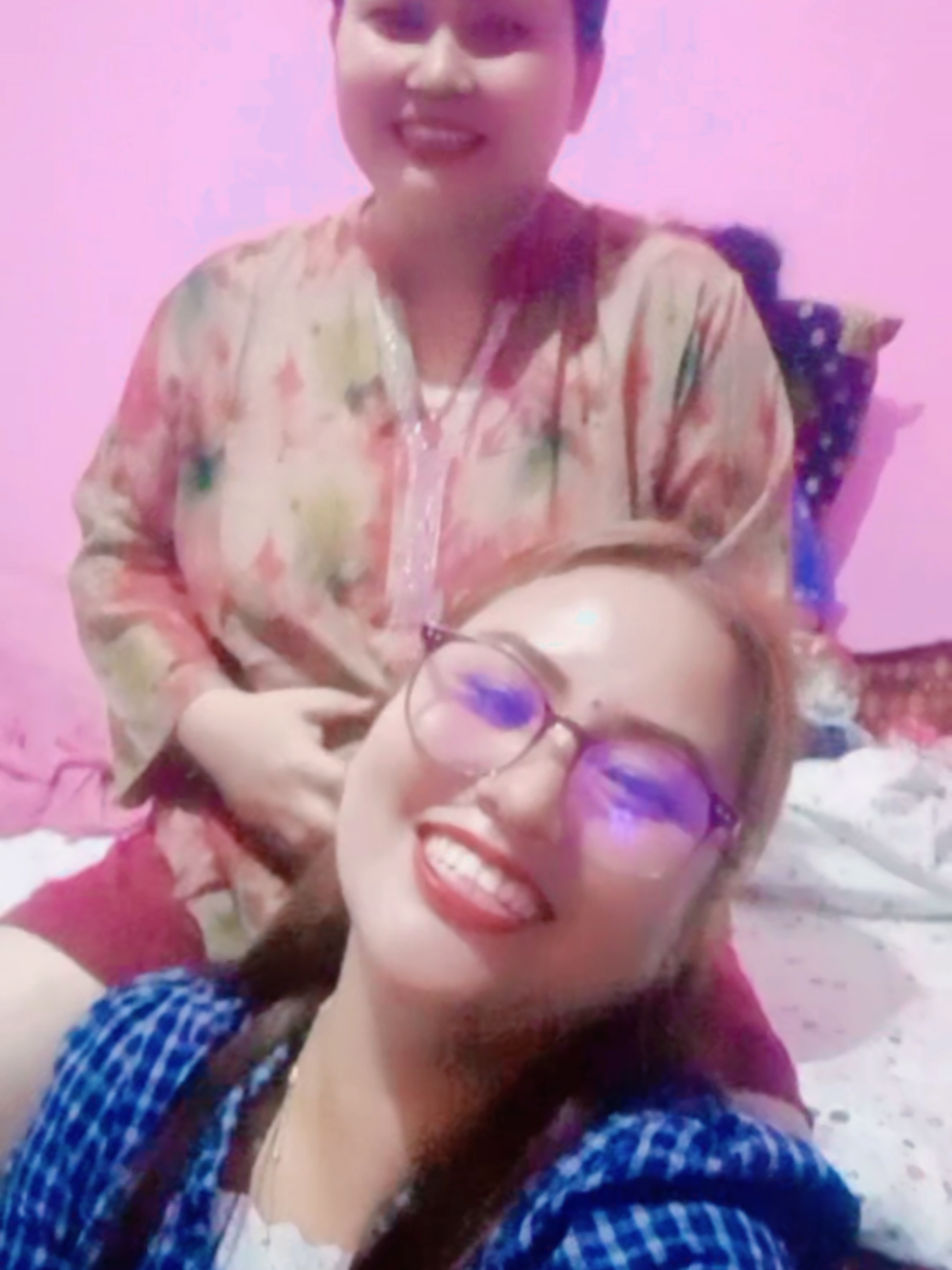 @laxmi..saru magar❣️☺️💐