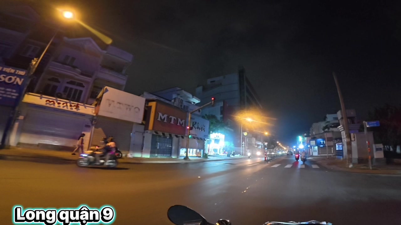 @Long Quận 9