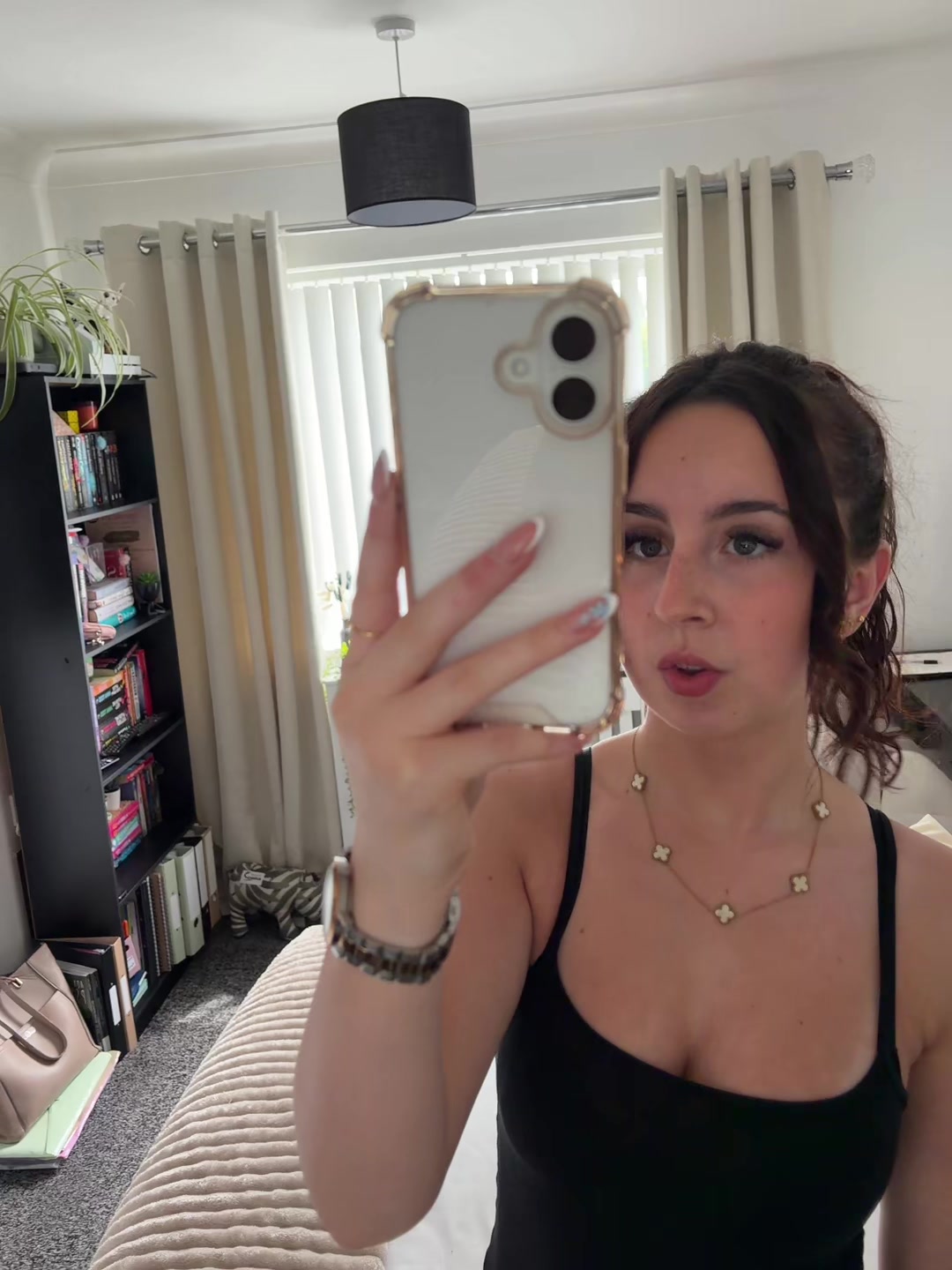 @𝐊𝐄𝐍𝐙𝐈