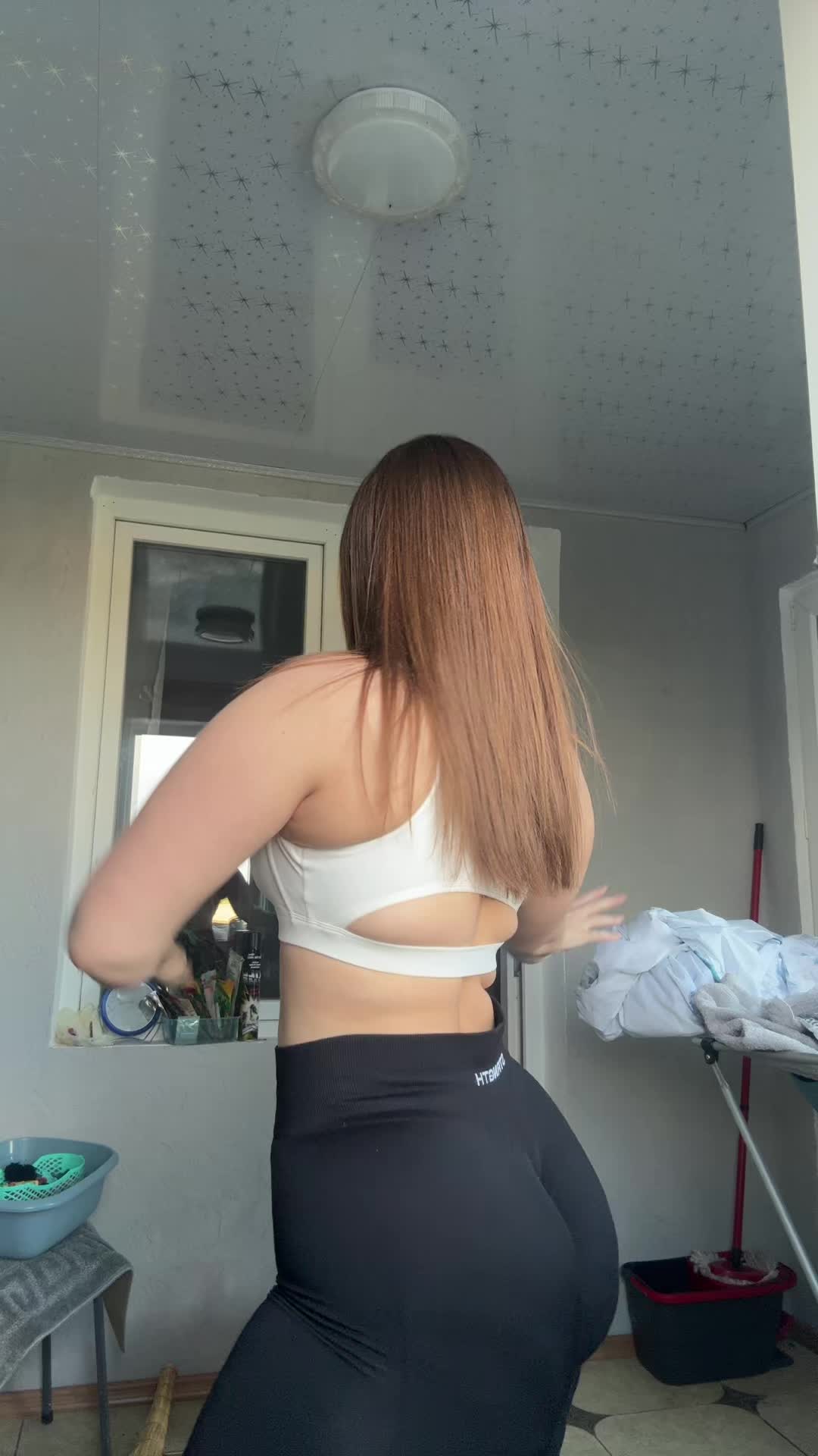 @ninapolibio1