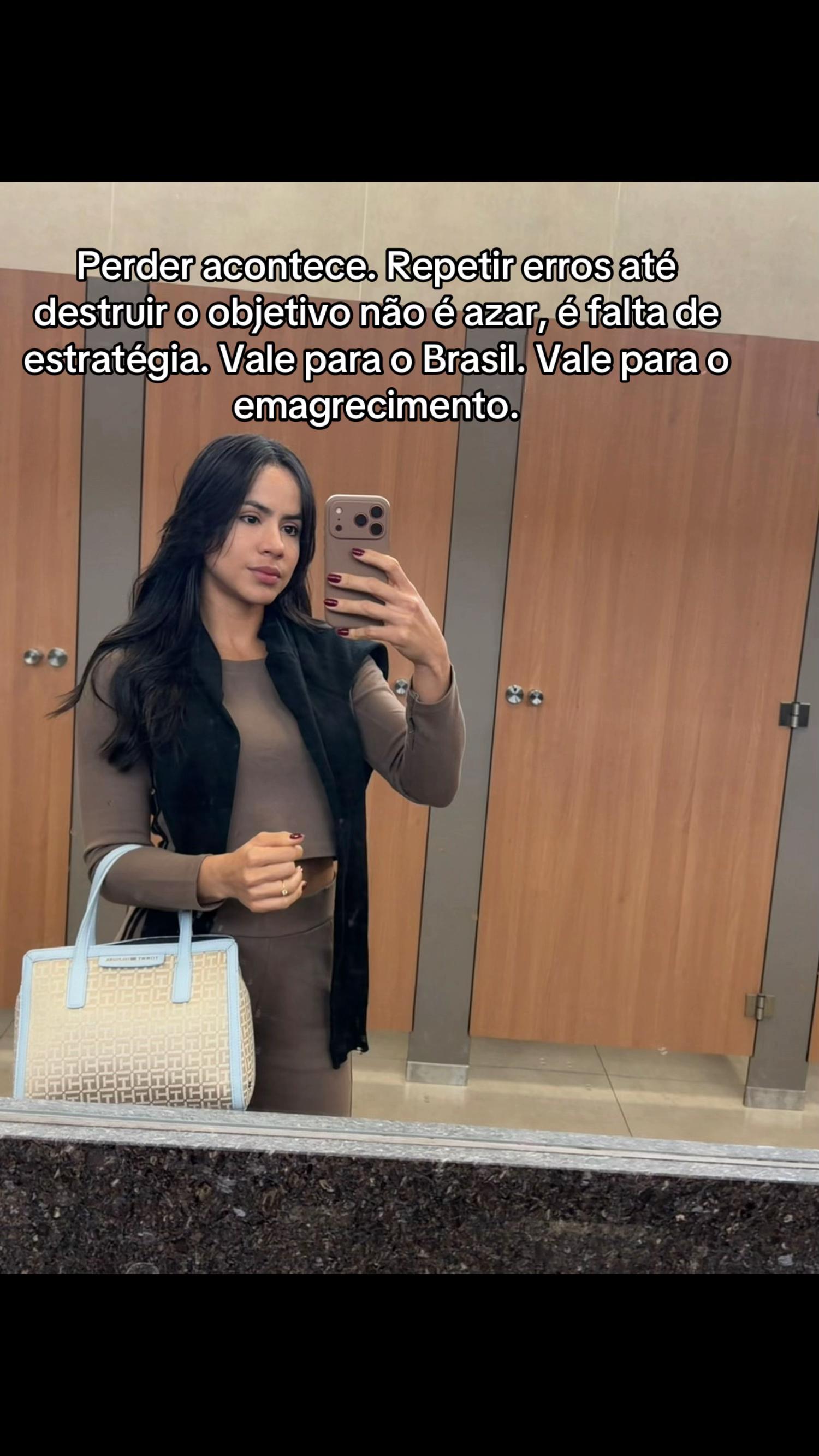 @D&eacute;bora Cristina Nutricionista