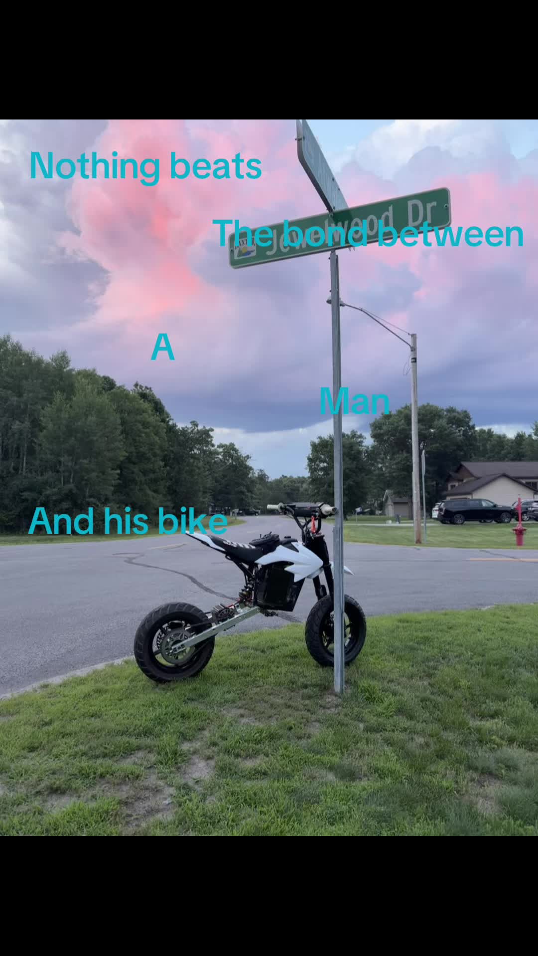 @Tht_rzr👻