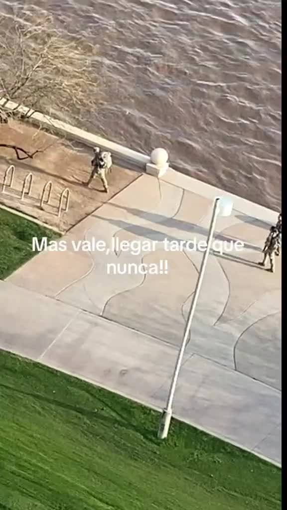 @Estrella.
