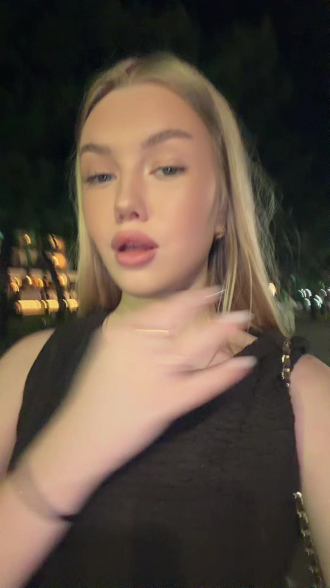 @mikova