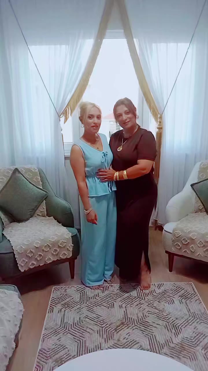 @B&uuml;şra topuz
