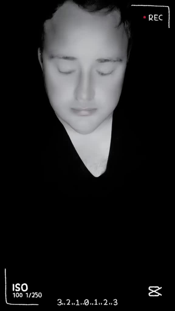 @★𝕍𝕚𝕟𝕔𝕖 𝕃★