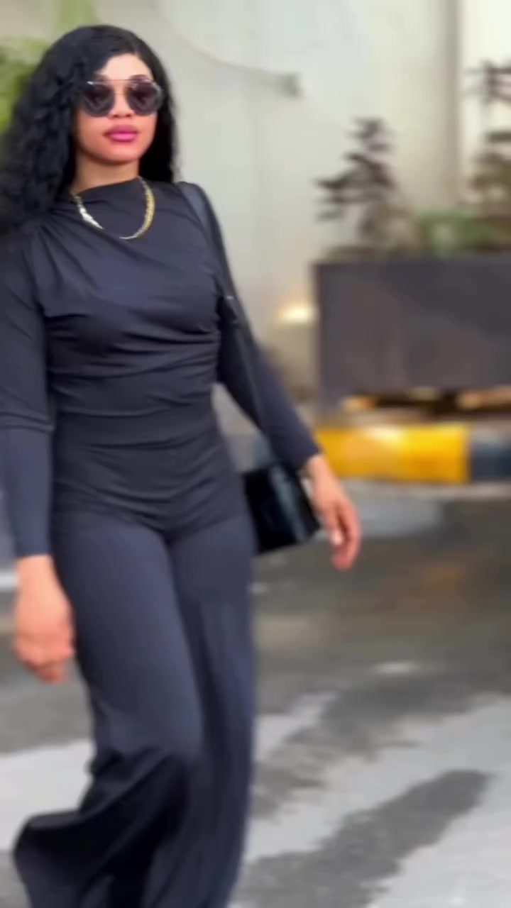 @𝙇𝙪𝙭𝙪𝙧𝙮_𝙈𝙤𝙢𝙢𝙮 🇿🇦👸