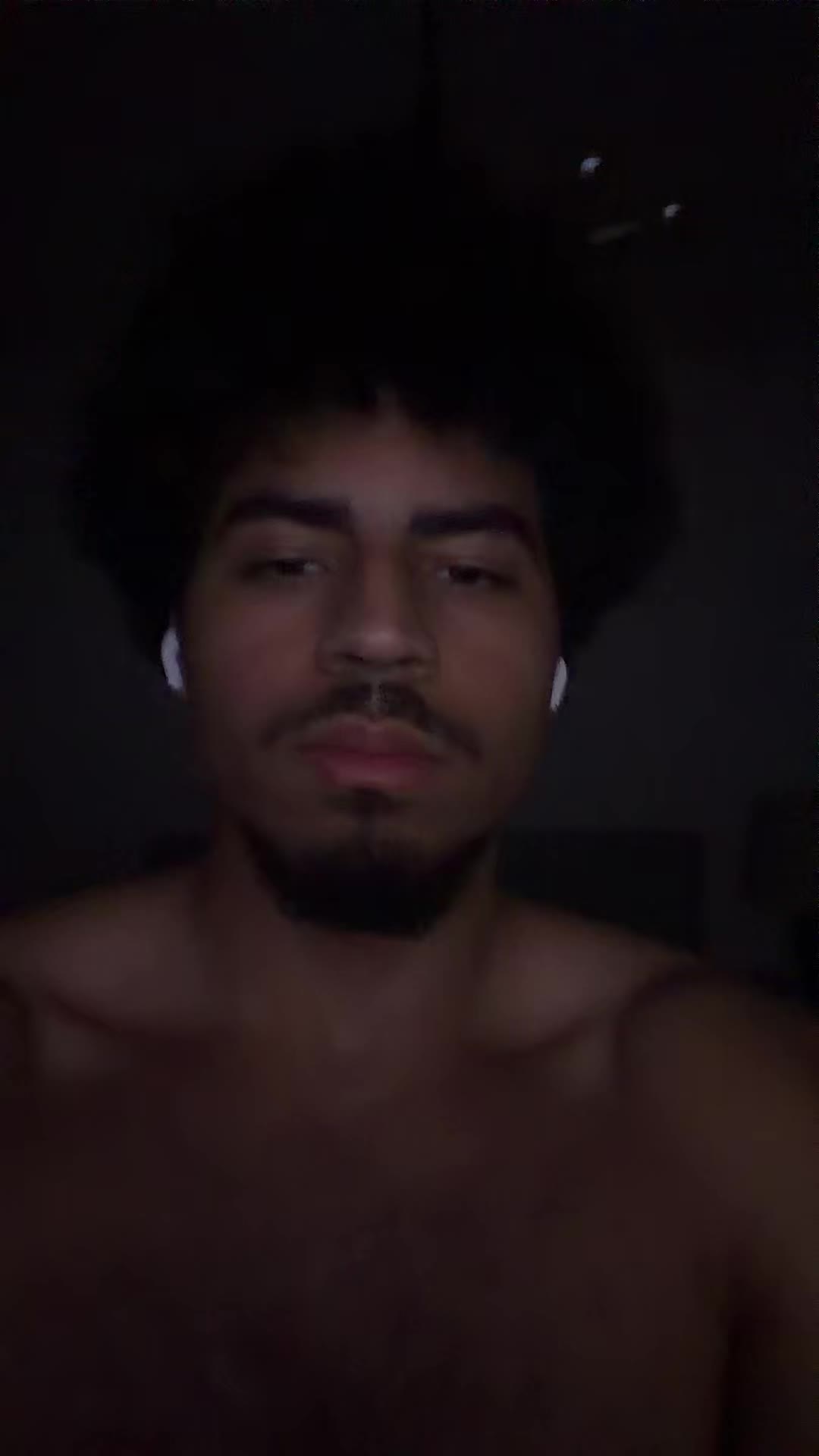 @vic7806_tt