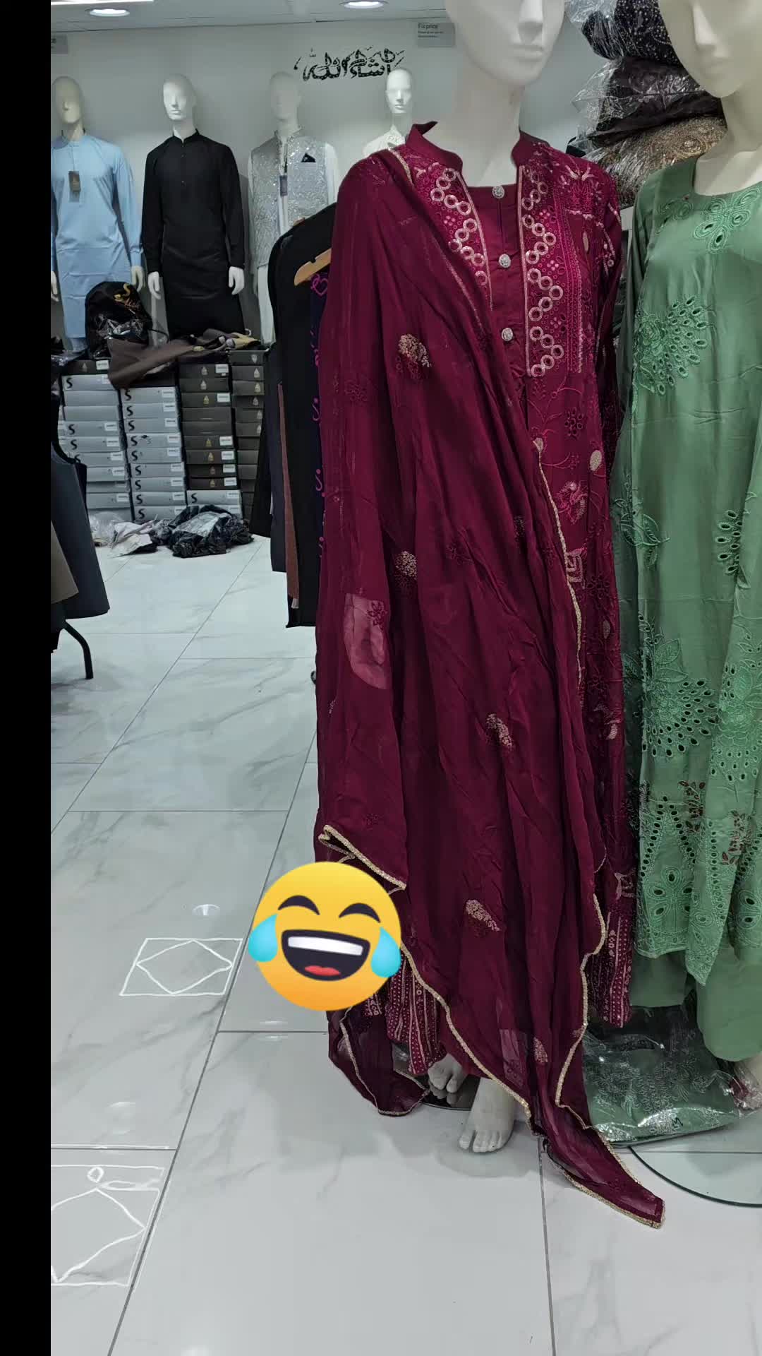 @kashmiri kuriii🇬🇧