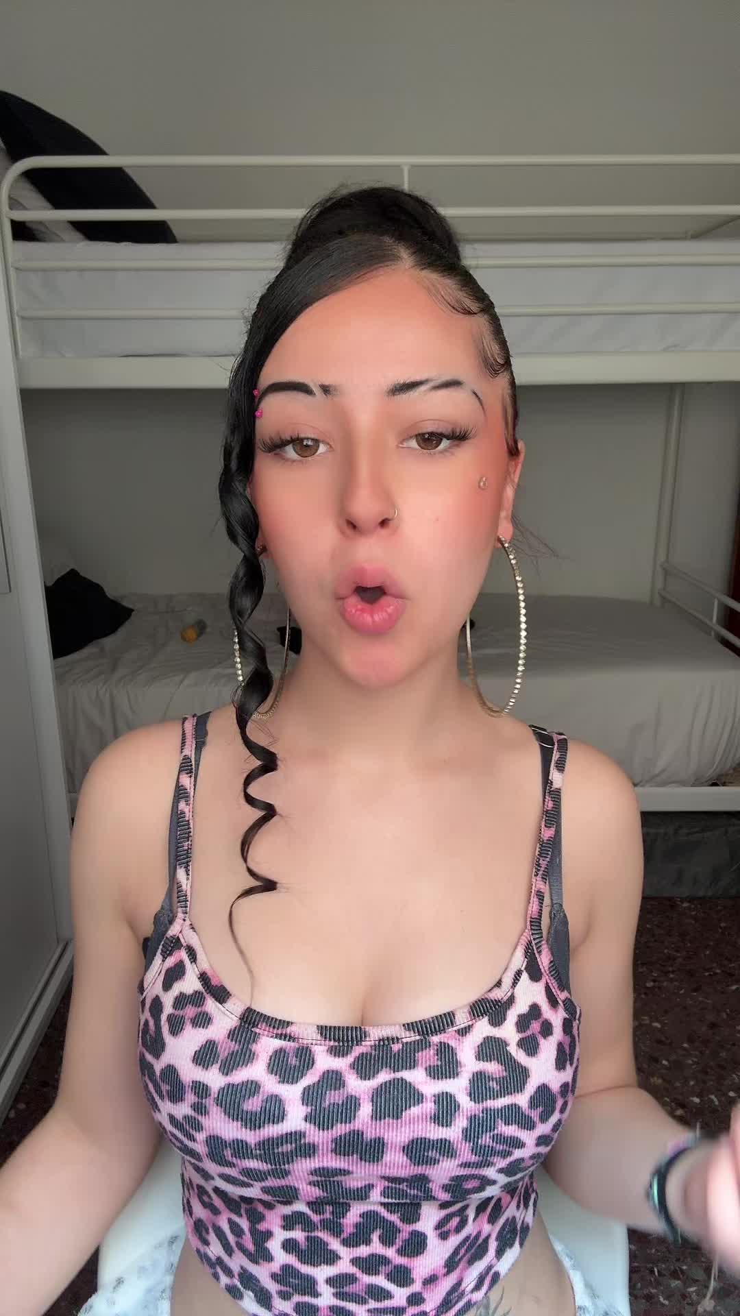 @valeryyvatovola