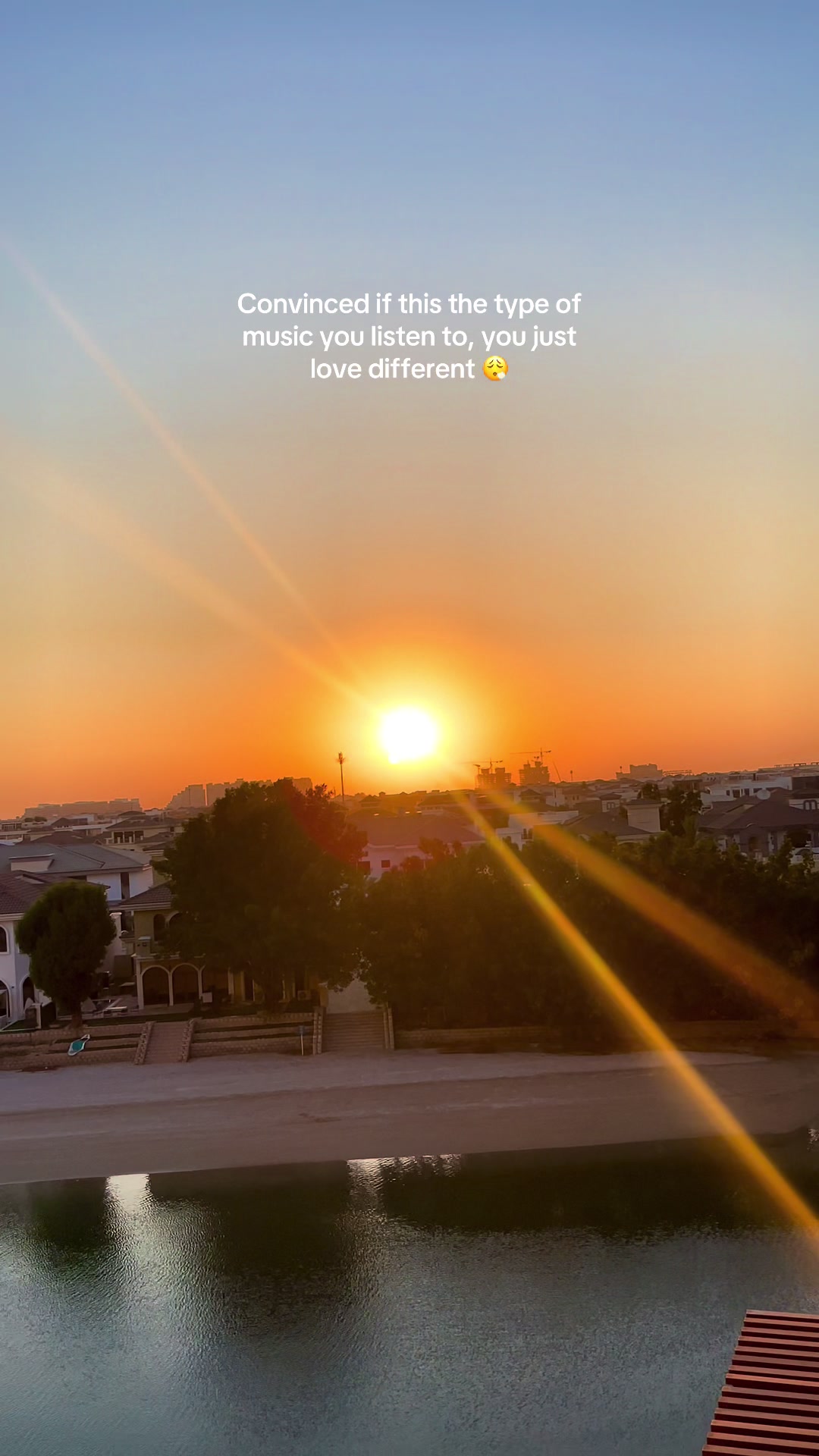 @R&B Vibes
