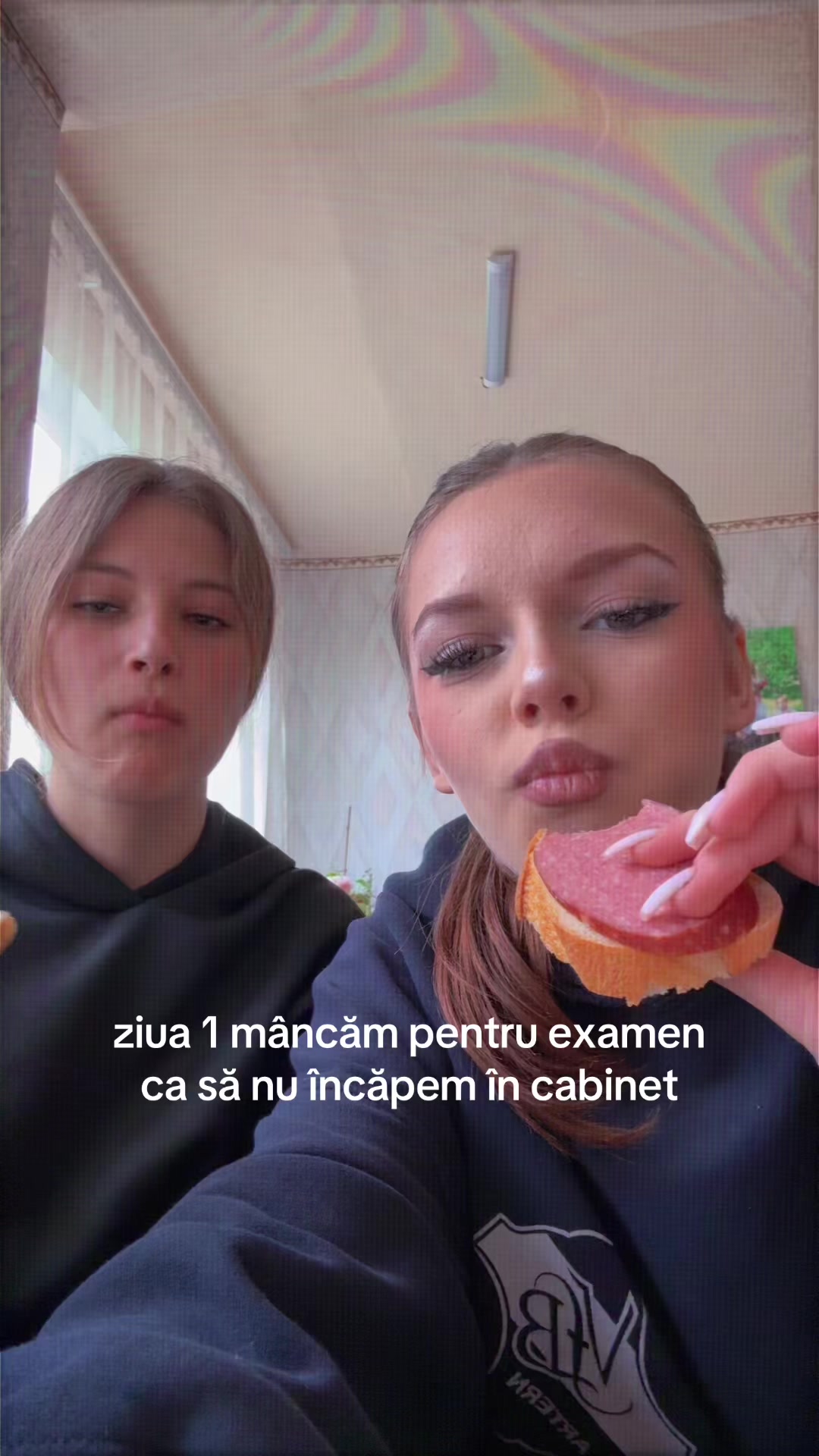 @nela