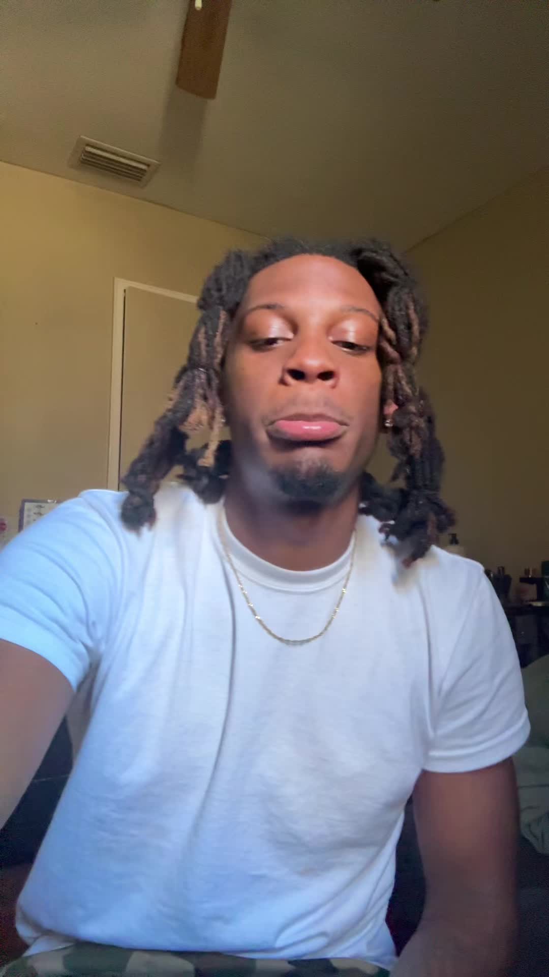 @Untolerable_Loney