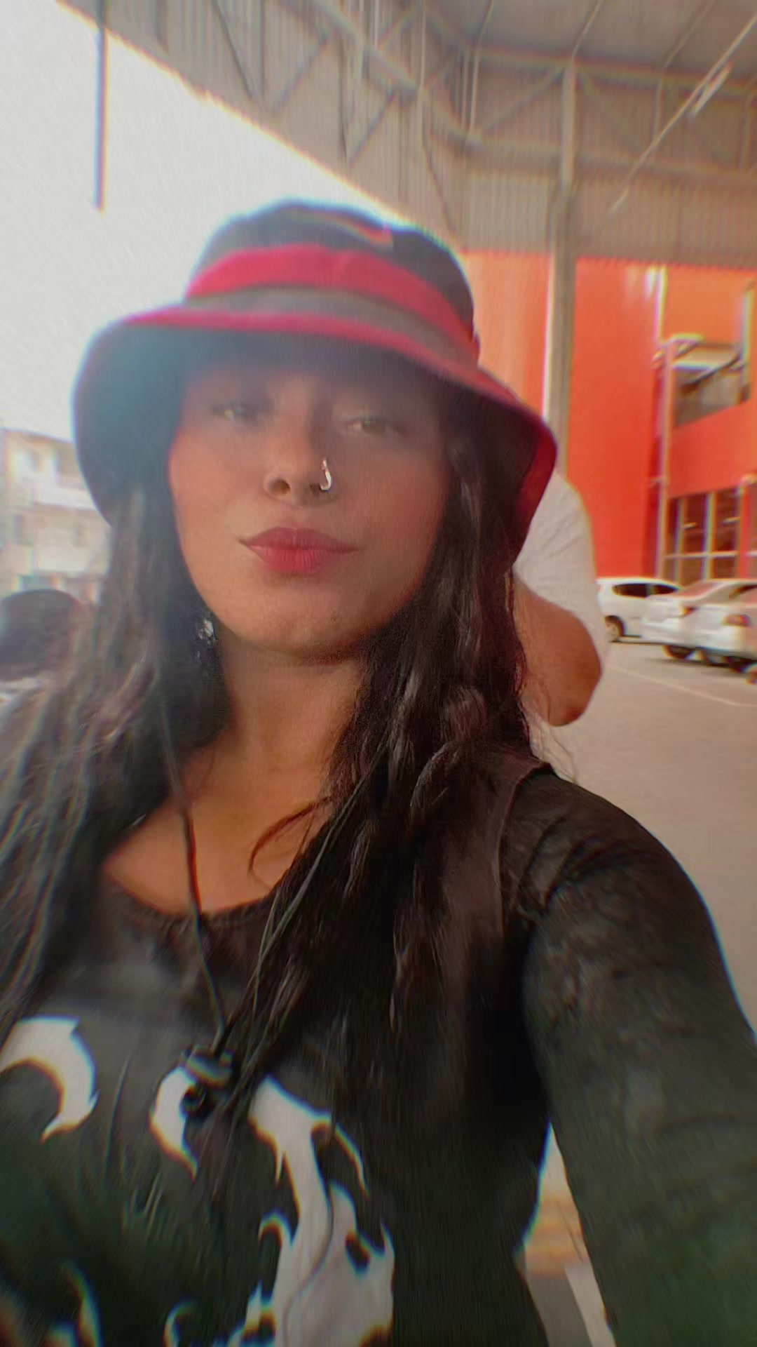 @Sary_say