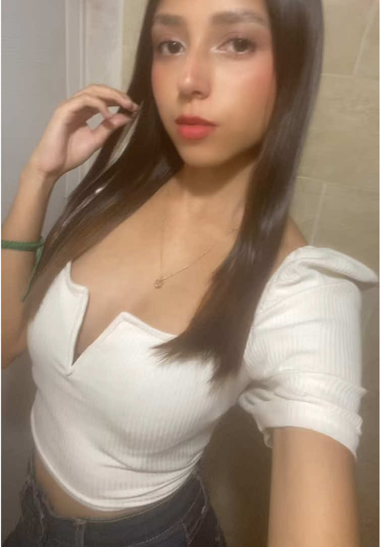 @Estefany🖤