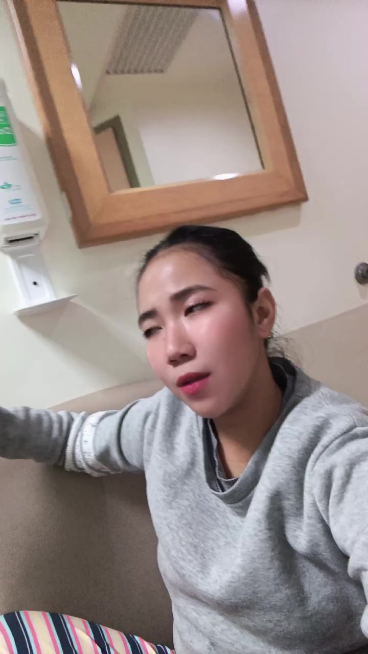 @Ems_