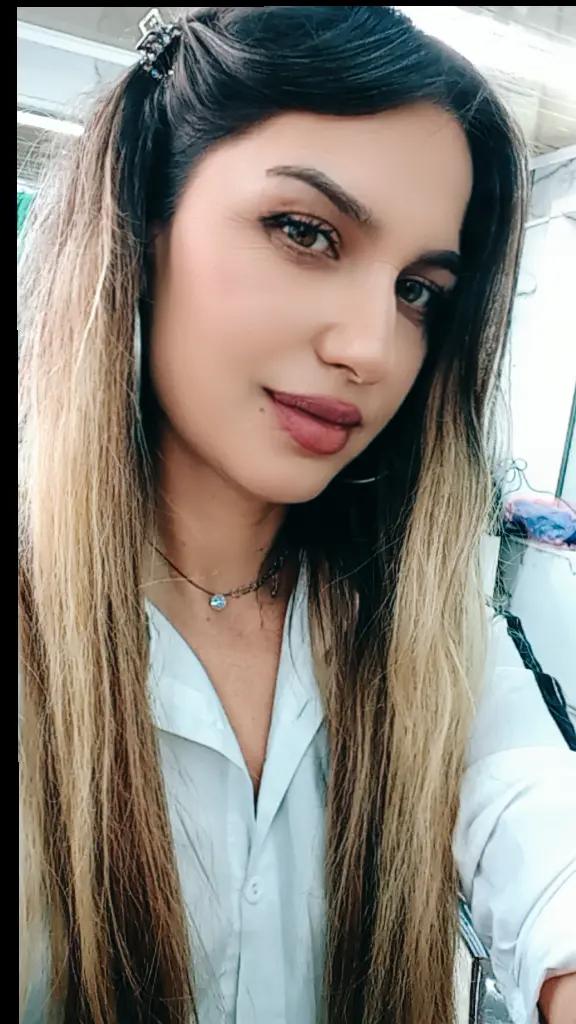 @lora777