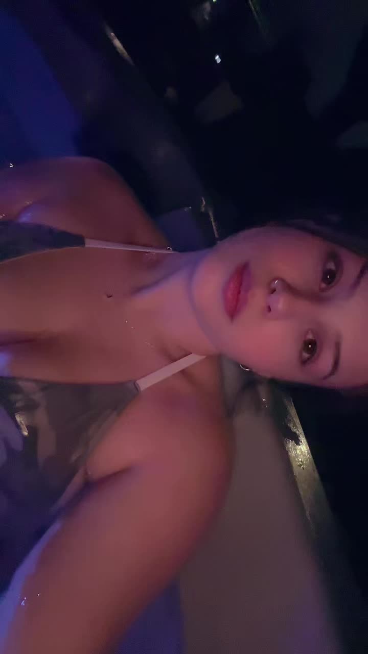 @Liv