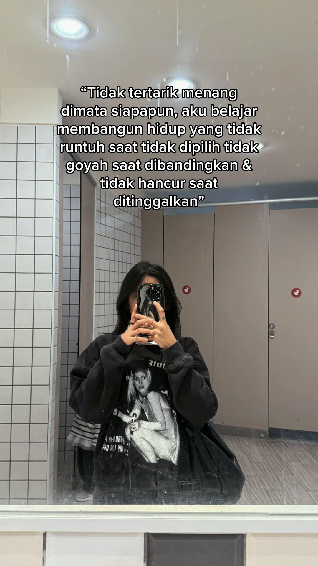 @D A Y E N