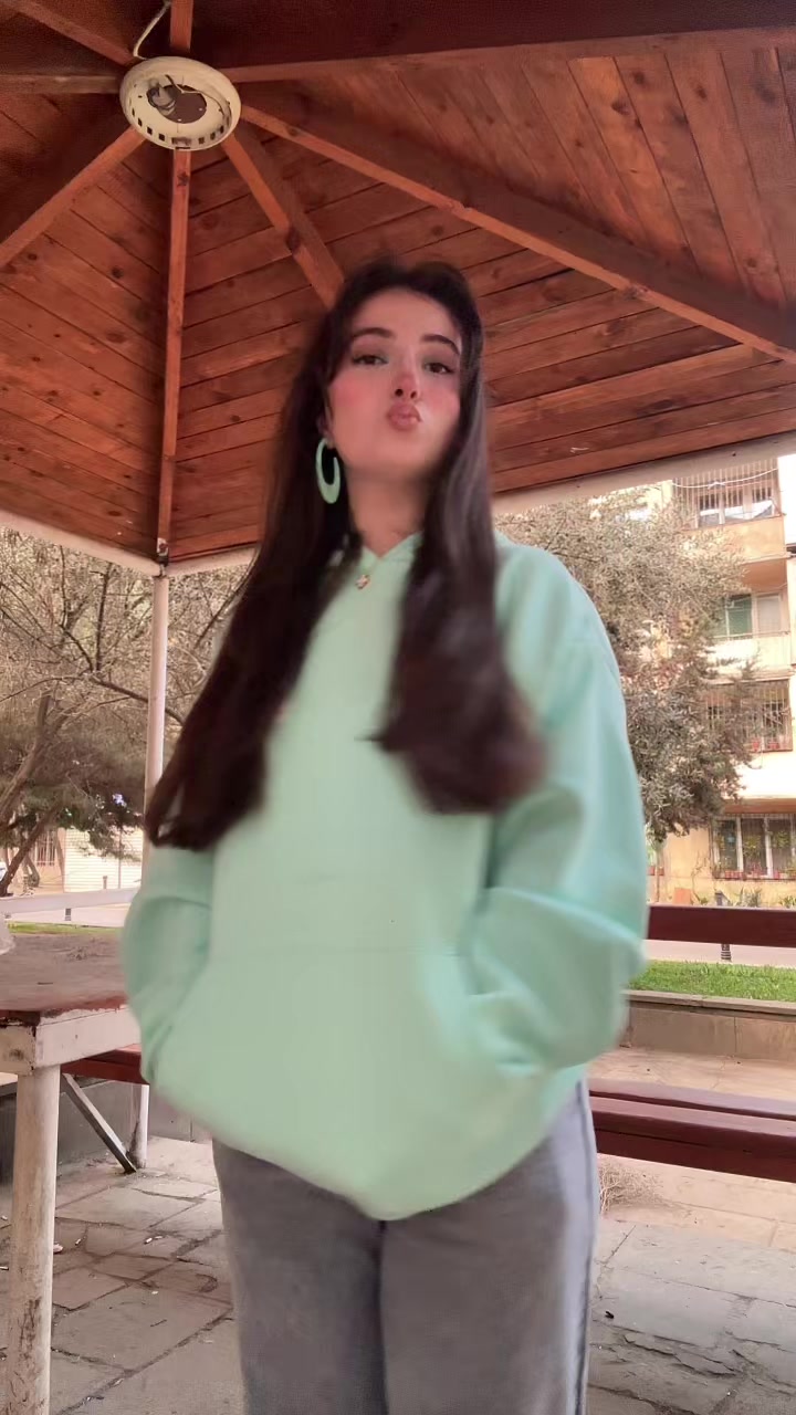 @<3