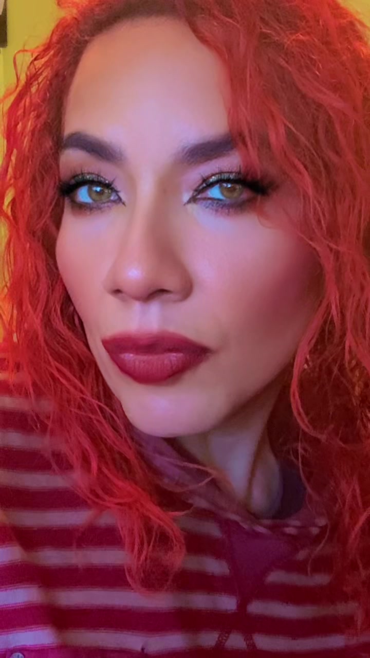 @Makeup from red