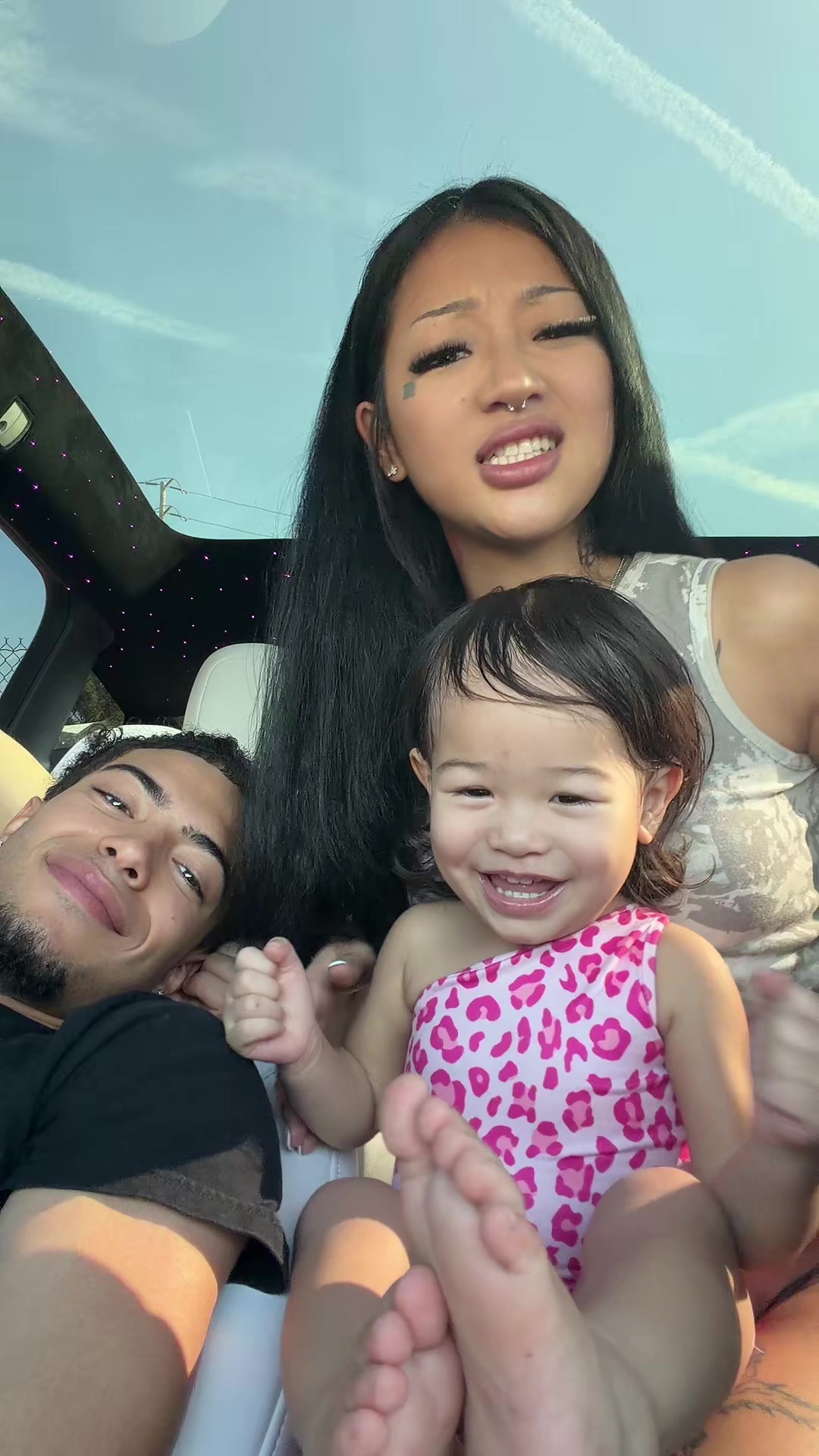 @TrendzFamilyOfficial