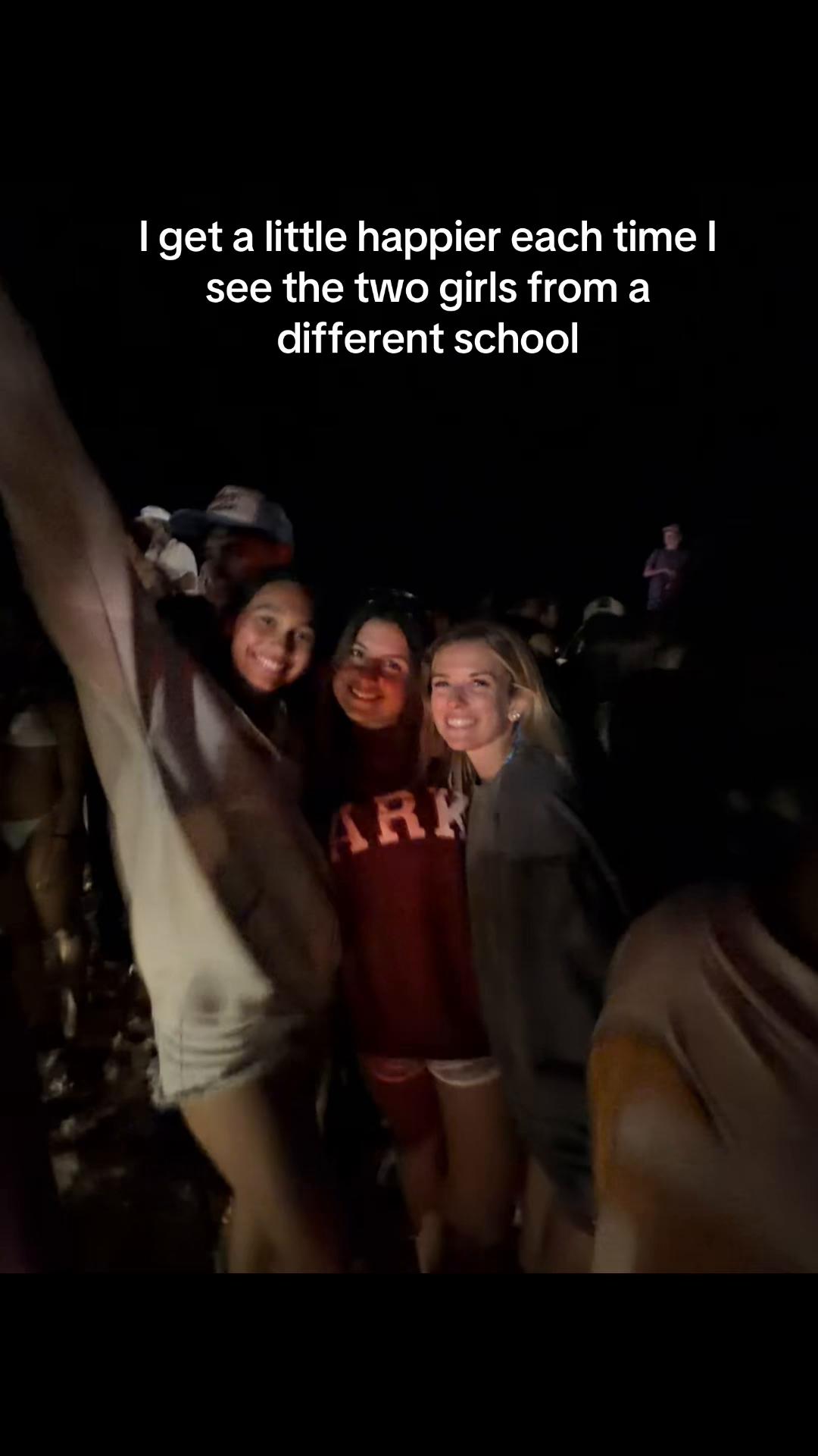 @M I N A 🪩🤸♀️🤍