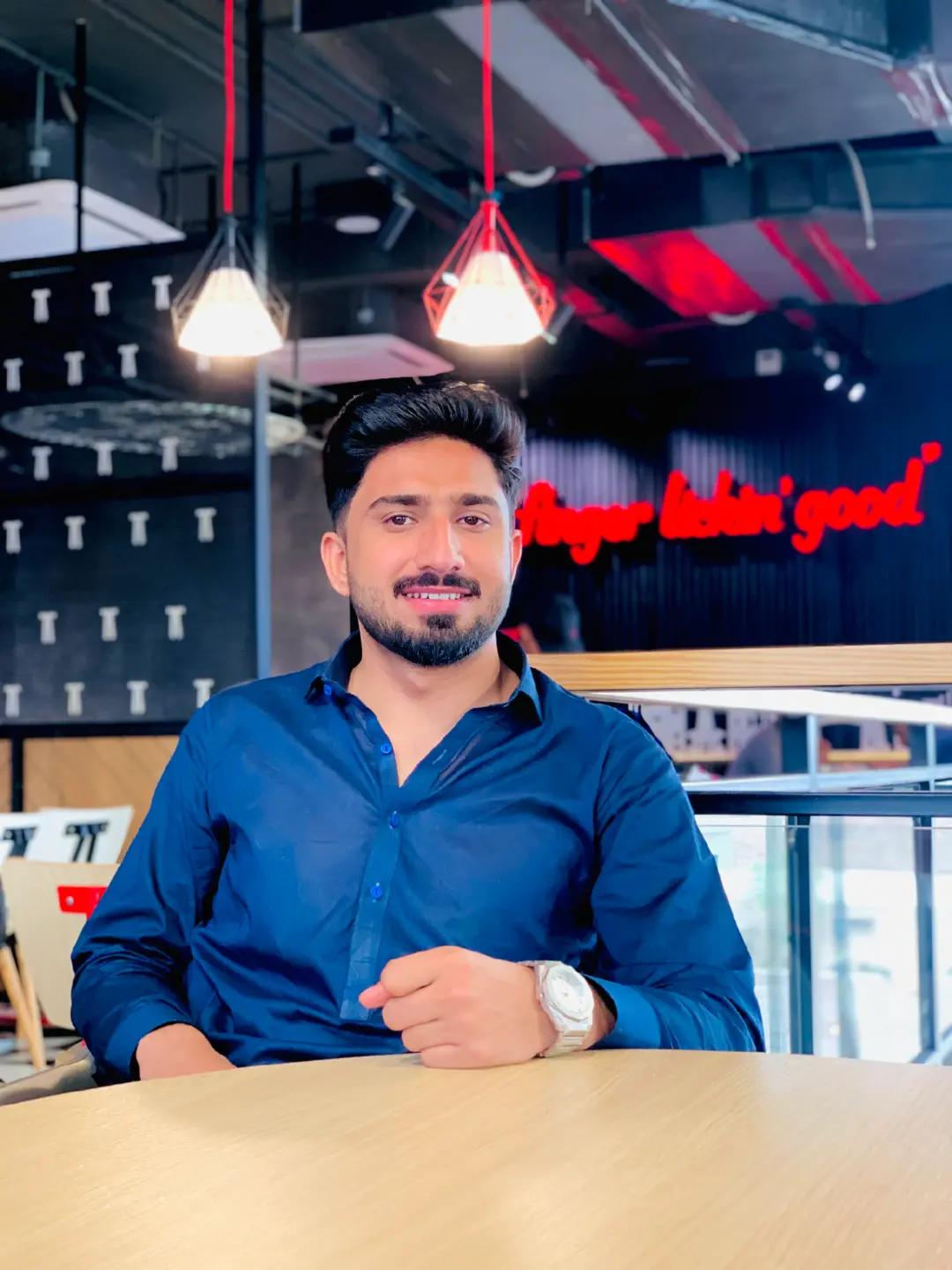 @فہد چوھدری⚜️💸