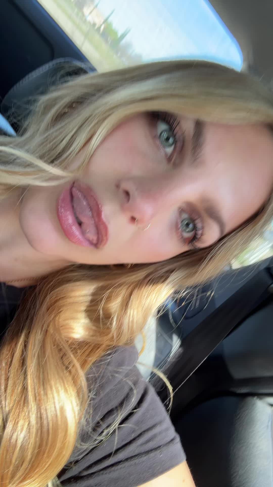 @oliviaa_2nd