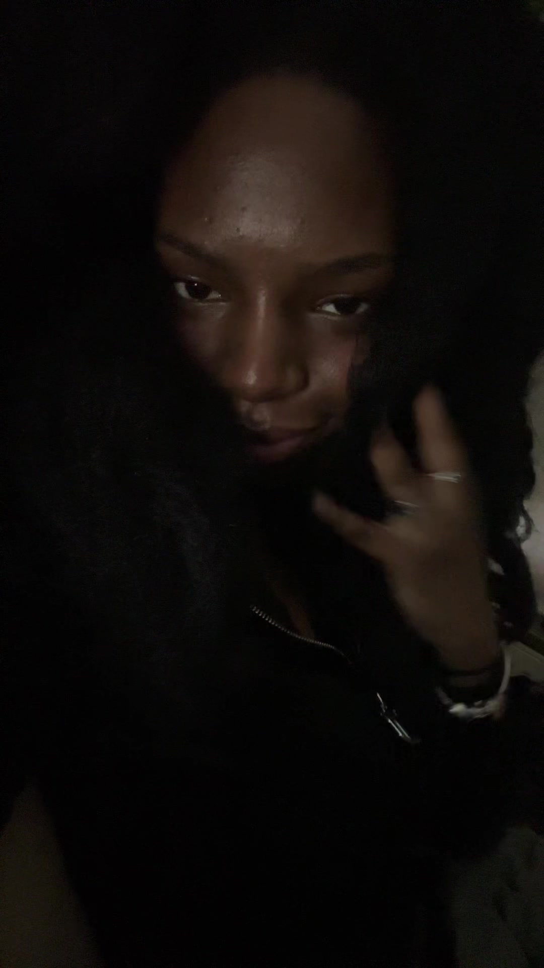 @Nia