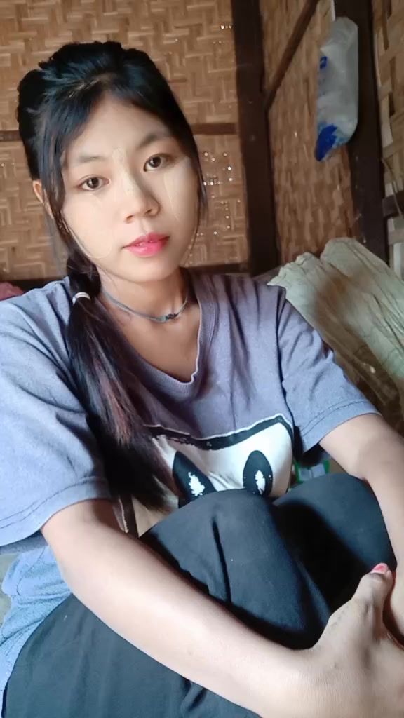 @ေရဦးသူ ေလး🥰
