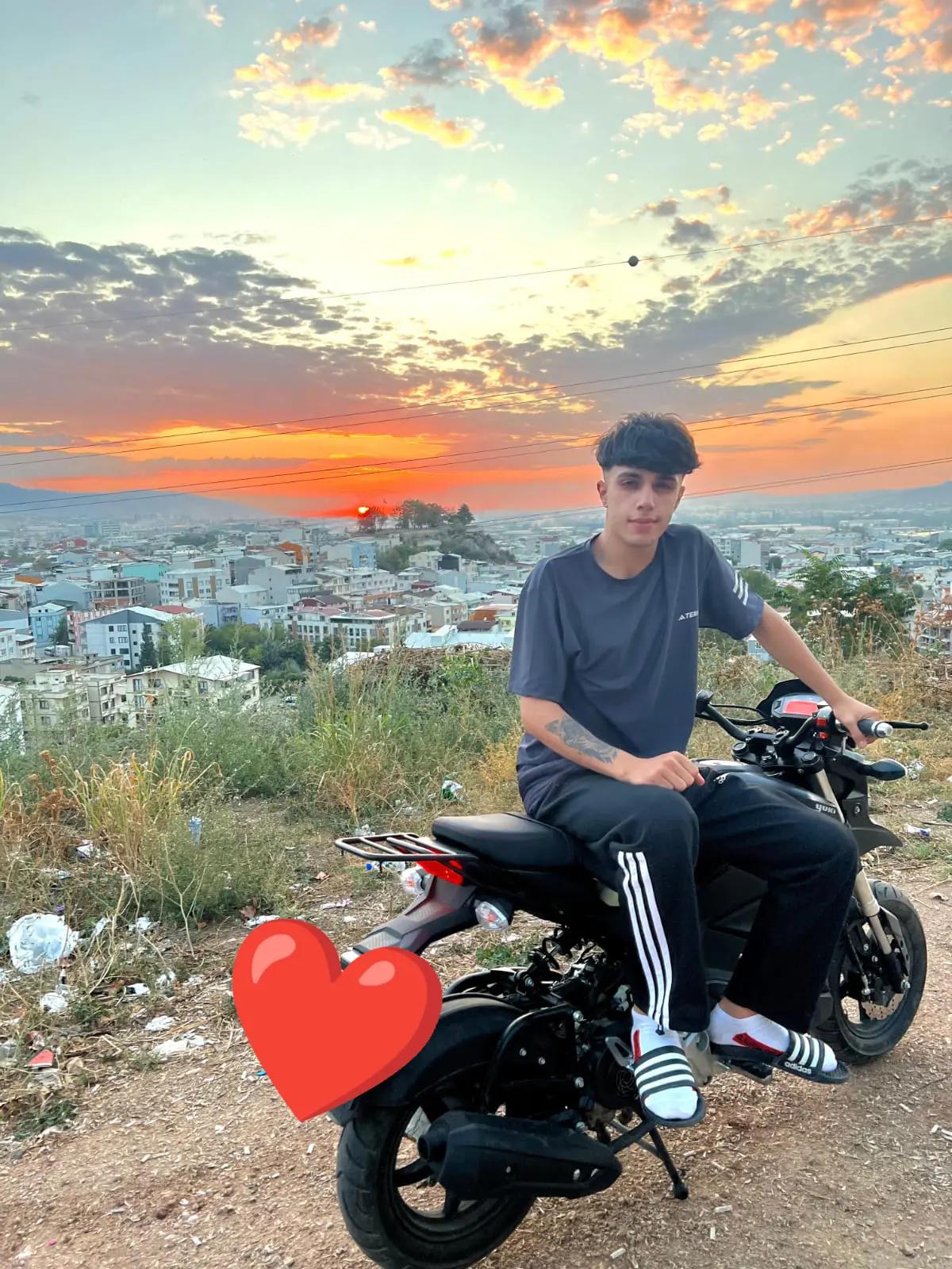 @&Ccedil;𝐢𝐲𝐚