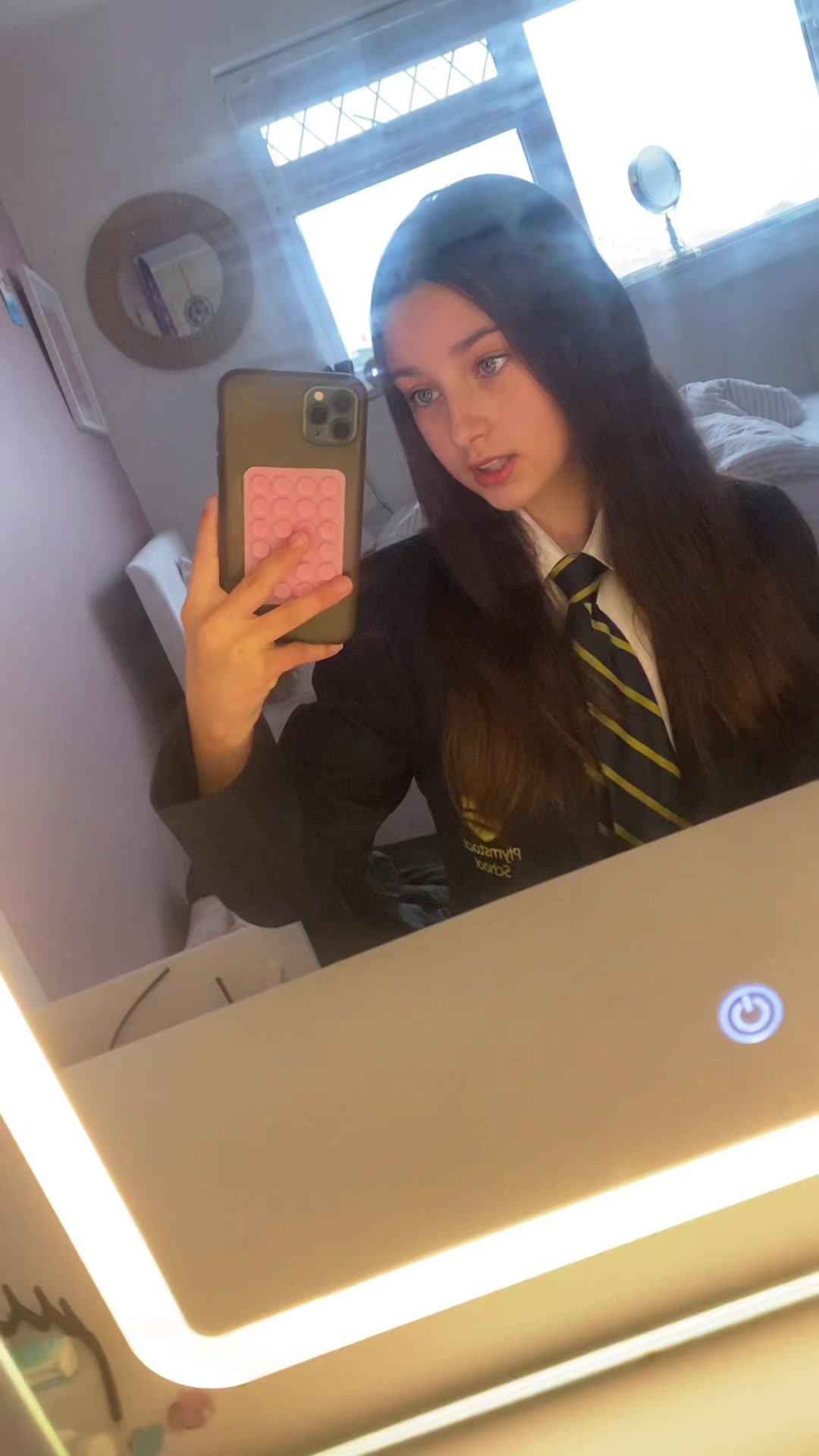 @Eva