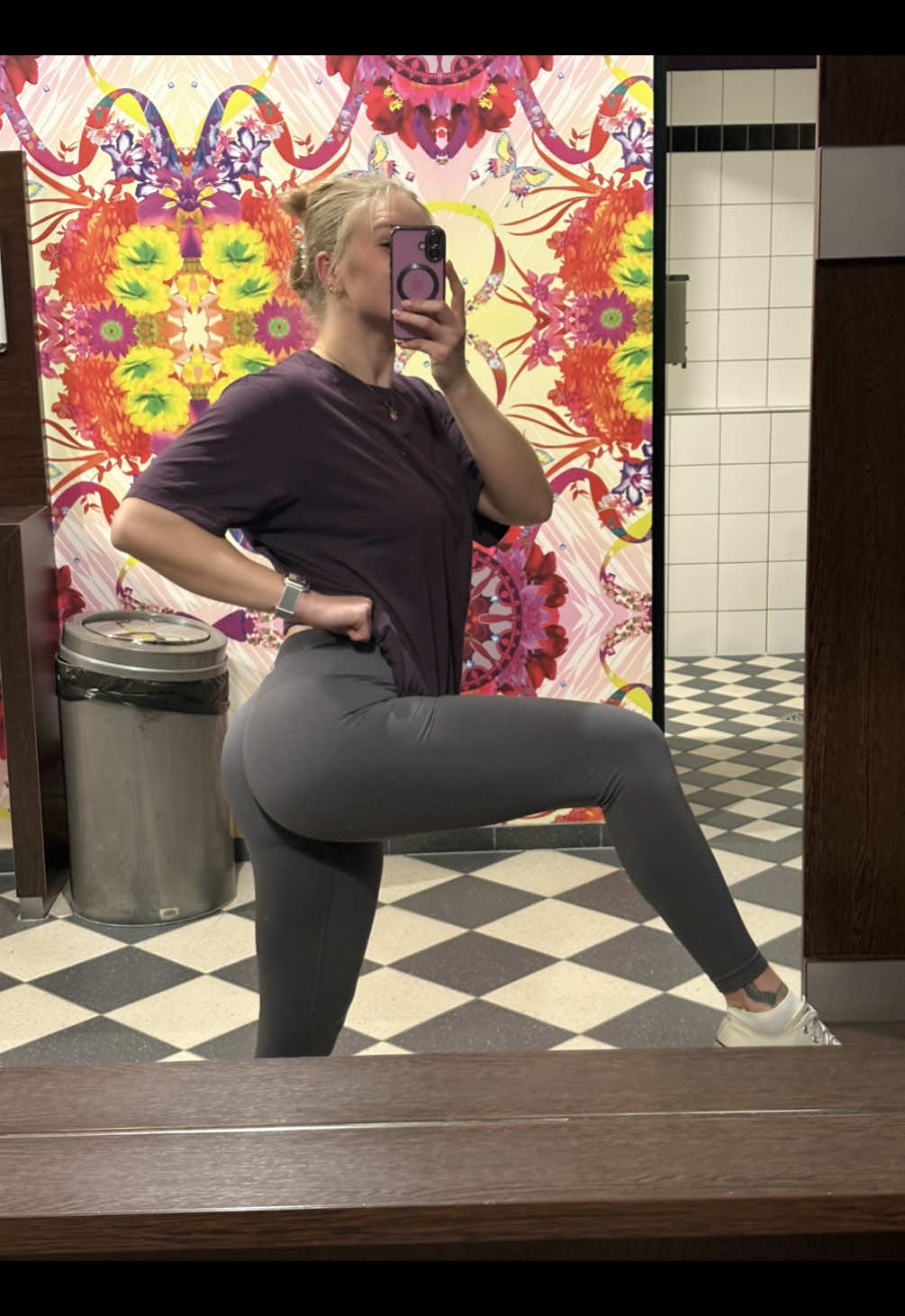 @DiesdasAnanas