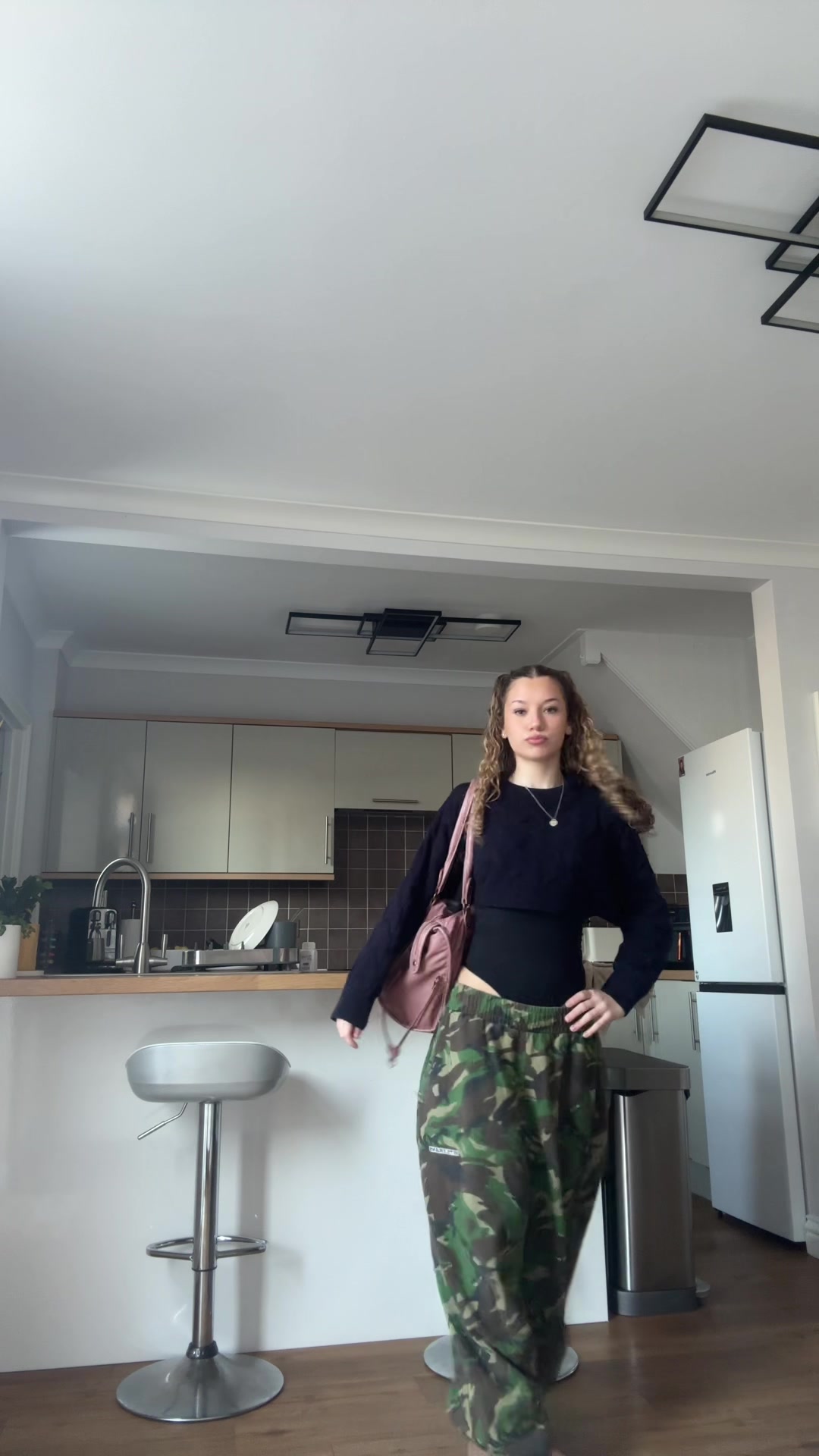 @Dest2258