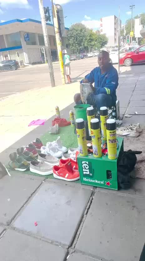 @The Plug Sneaker Wash