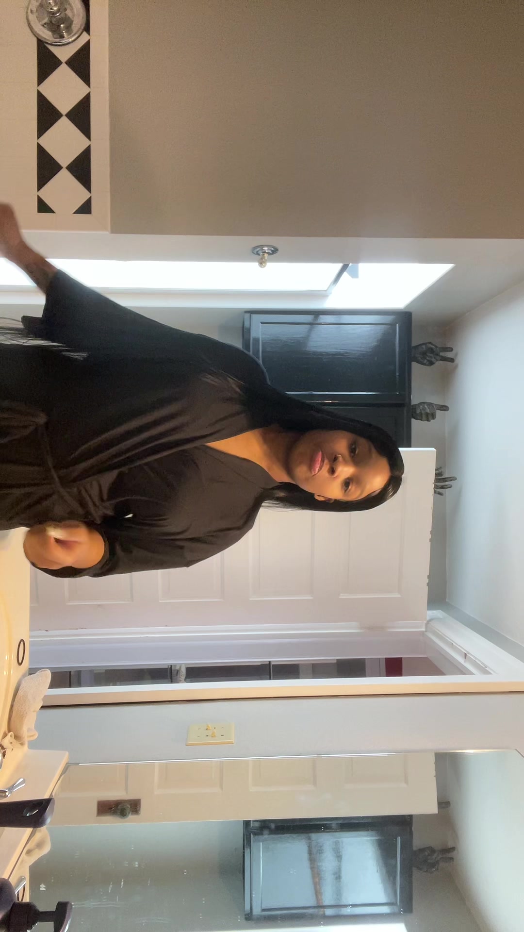 @theyenvymari19