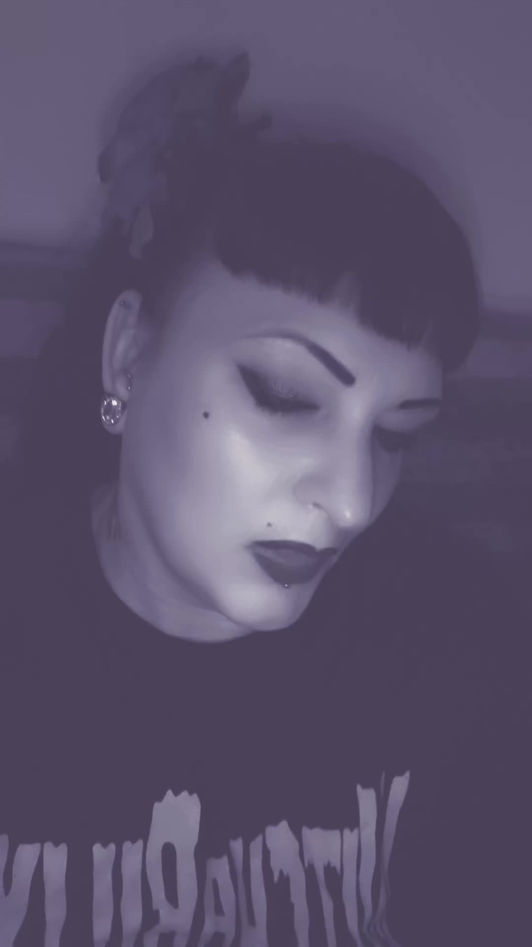@🦇Abbey Von Stein🦇