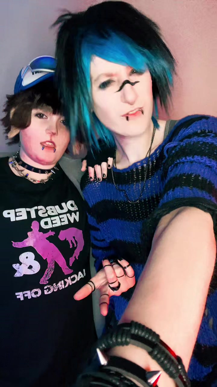 @🥀💜Kat💜🥀