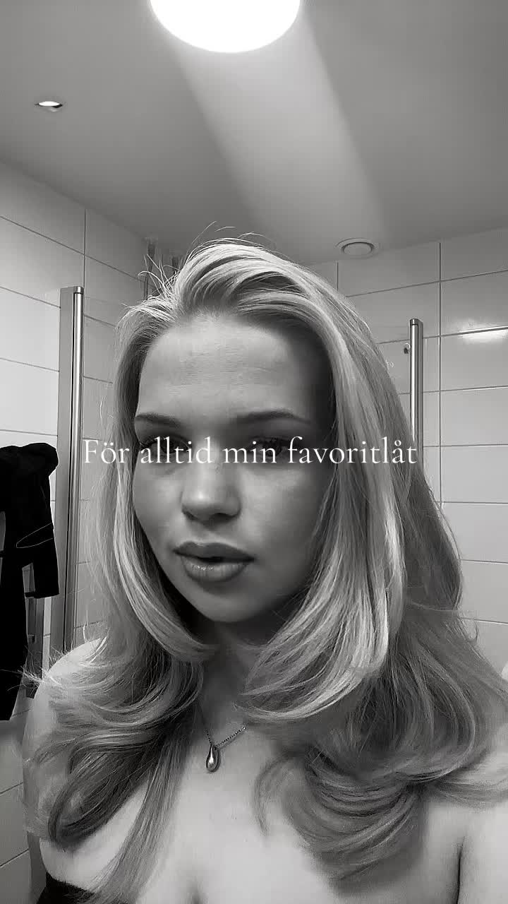 @Olivia &Aring;str&ouml;m