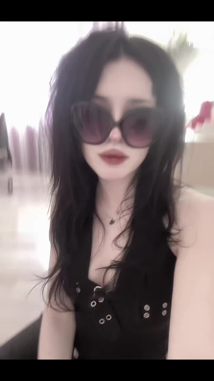 @hikkarska
