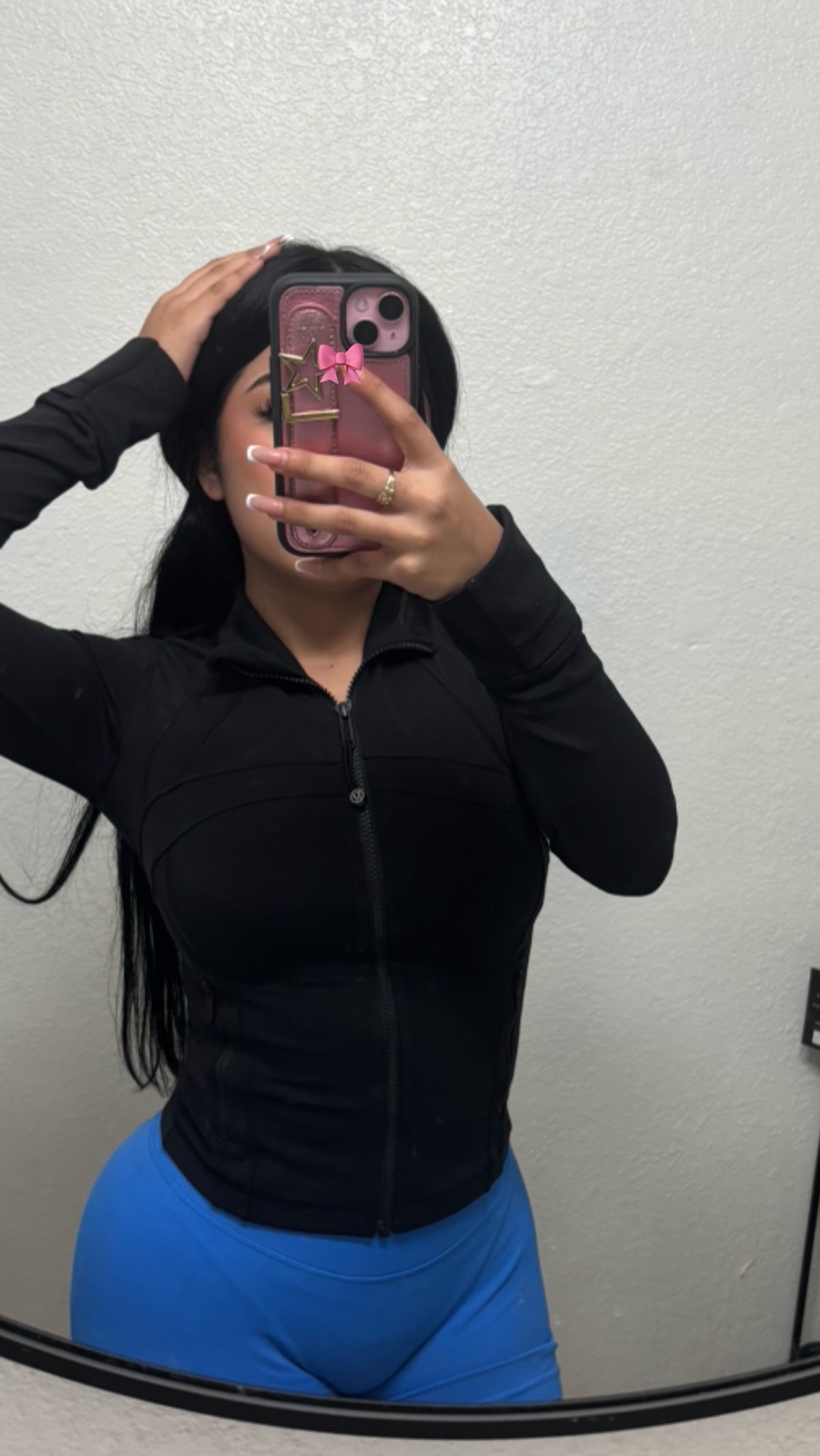 @𝐋.𝐑